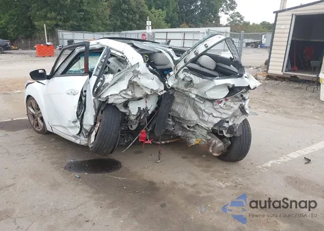 2013 Hyundai Veloster Base W/Gray from USA, damaged, VIN KMHTC6AD0DU155604